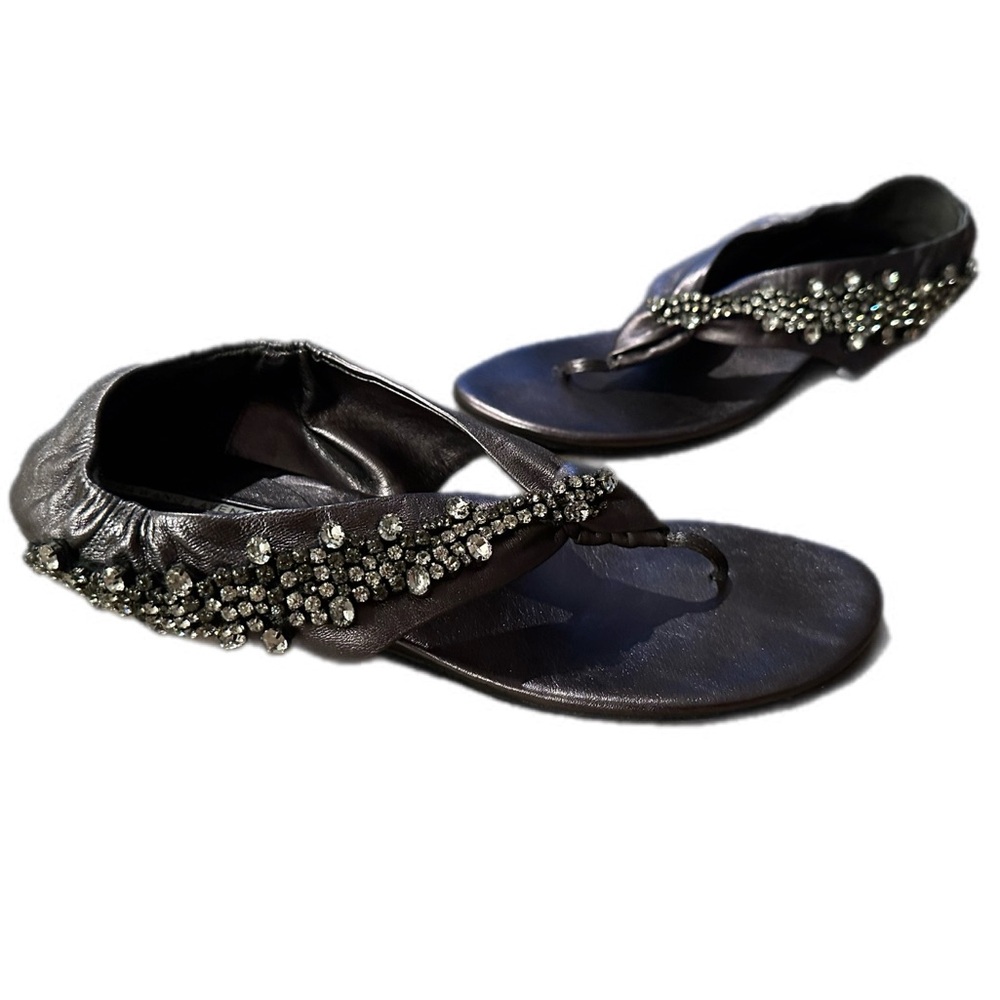 Vera Wang lavender label sandals with‎ rhinestones --Size 10